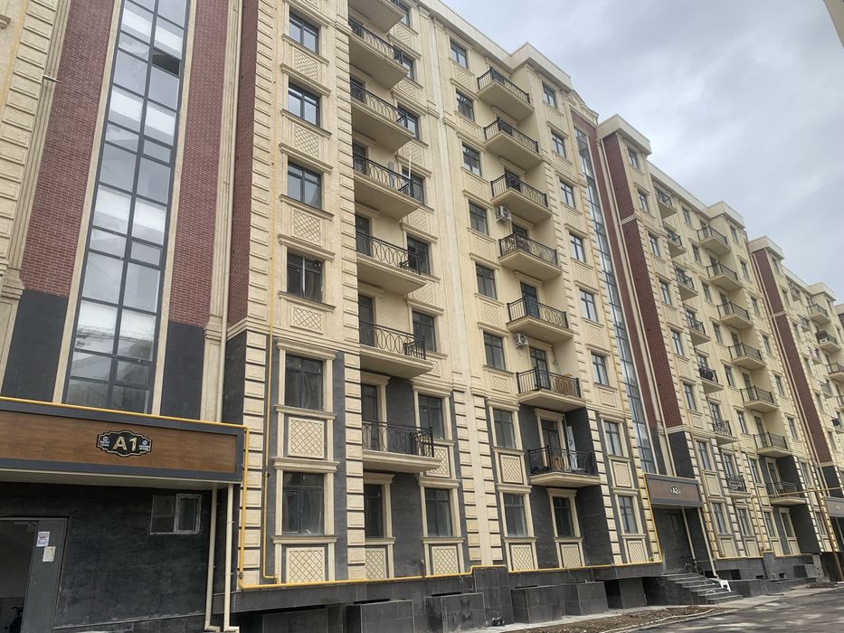 Arendaga beriladi 1 xona 40kv yevroremont uy