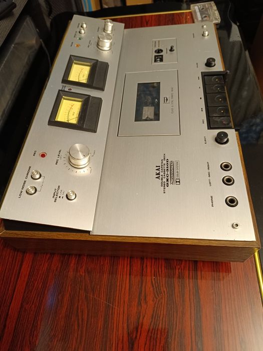 Дека Akai GXC-310D