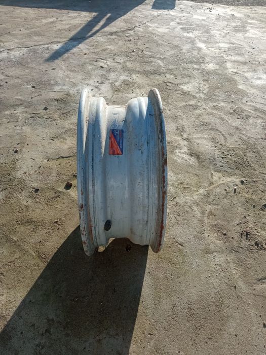 Продам штампованный диск