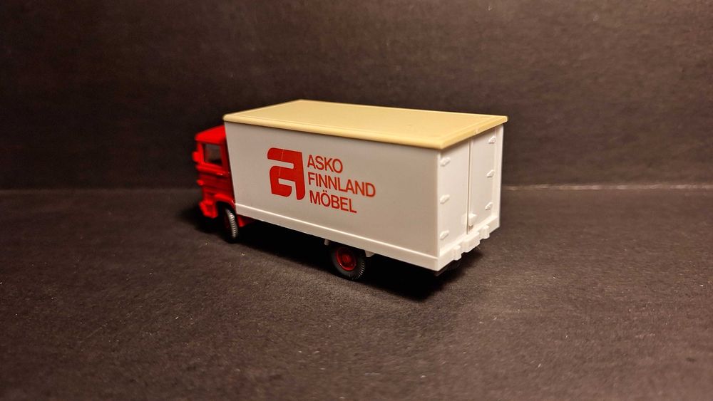 Камиончетa модели HERPA AWM 1/87