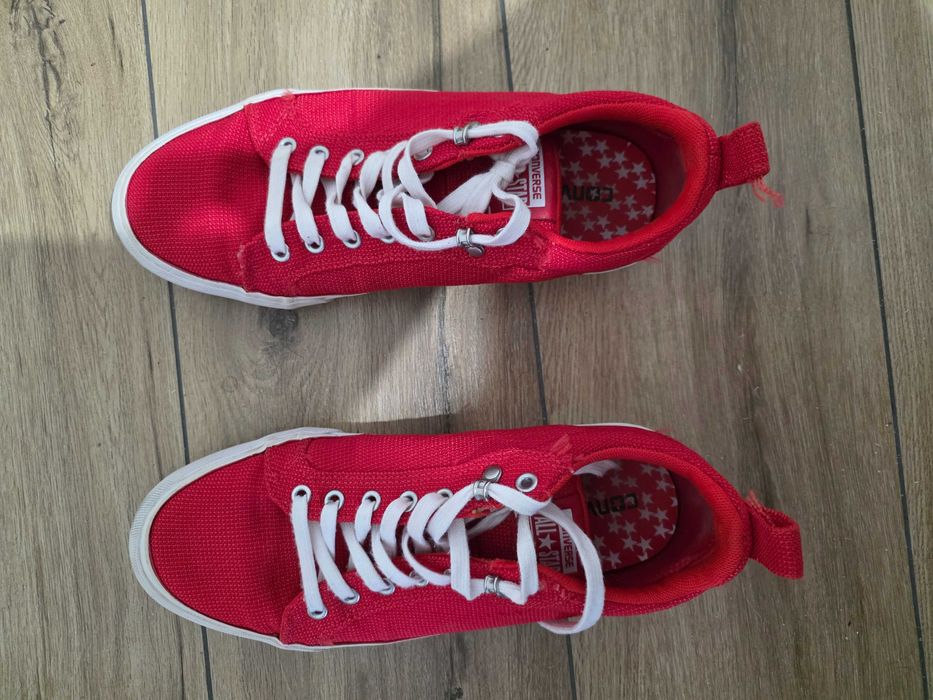 Converse , marimea 42