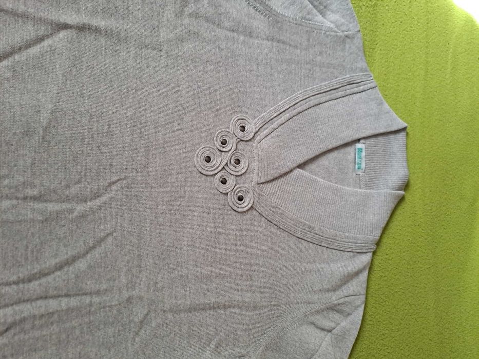 Нови вълнени блузи машинно плетиво