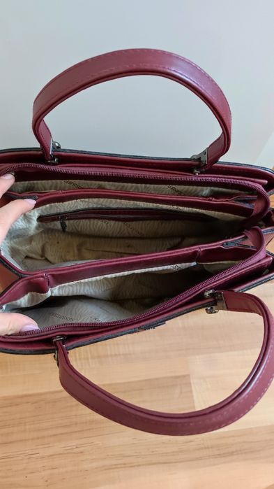 Дамски чанти различни моделчета