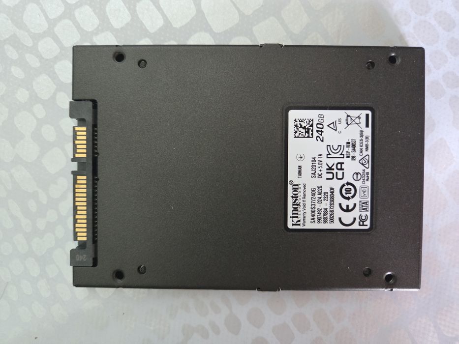 Продам ssd kingstone