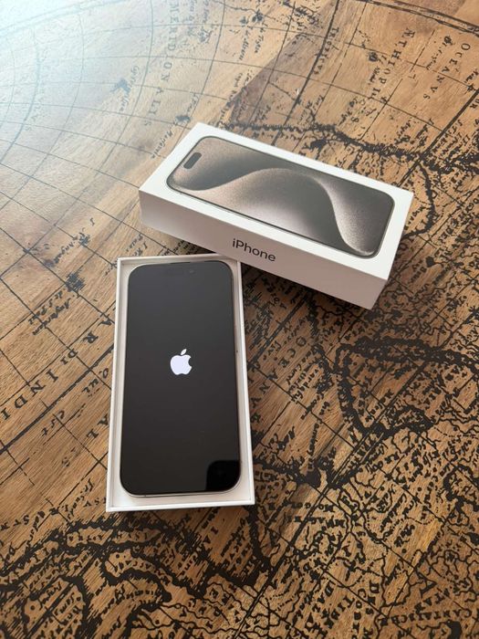 Продавам Apple iPhone 15 Pro