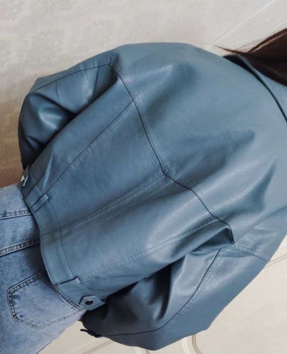 Женская кожанная куртка