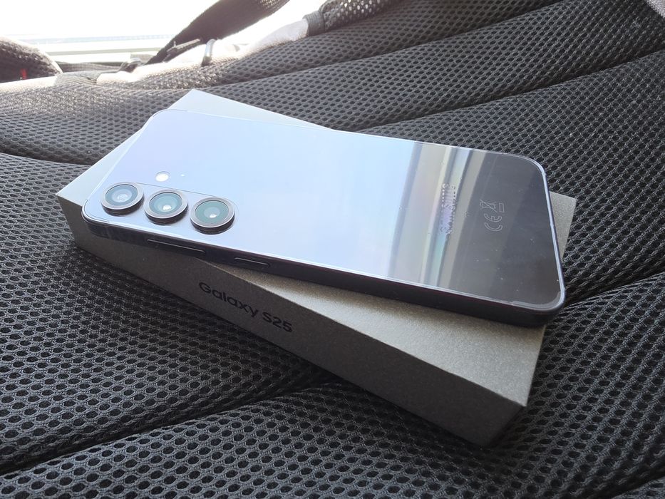 Samsung Galaxy S25, с гаранция