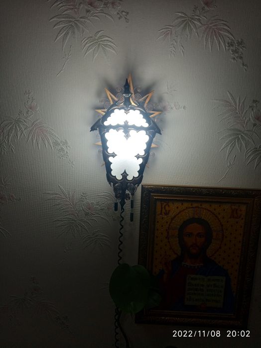 Продам (2 в одном) бра.