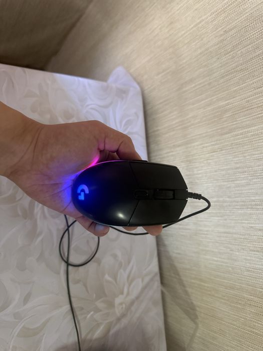 Logitech клавиатура и мышь