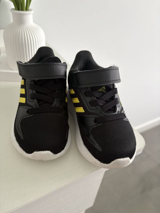 Adidasi Adidas marime 21