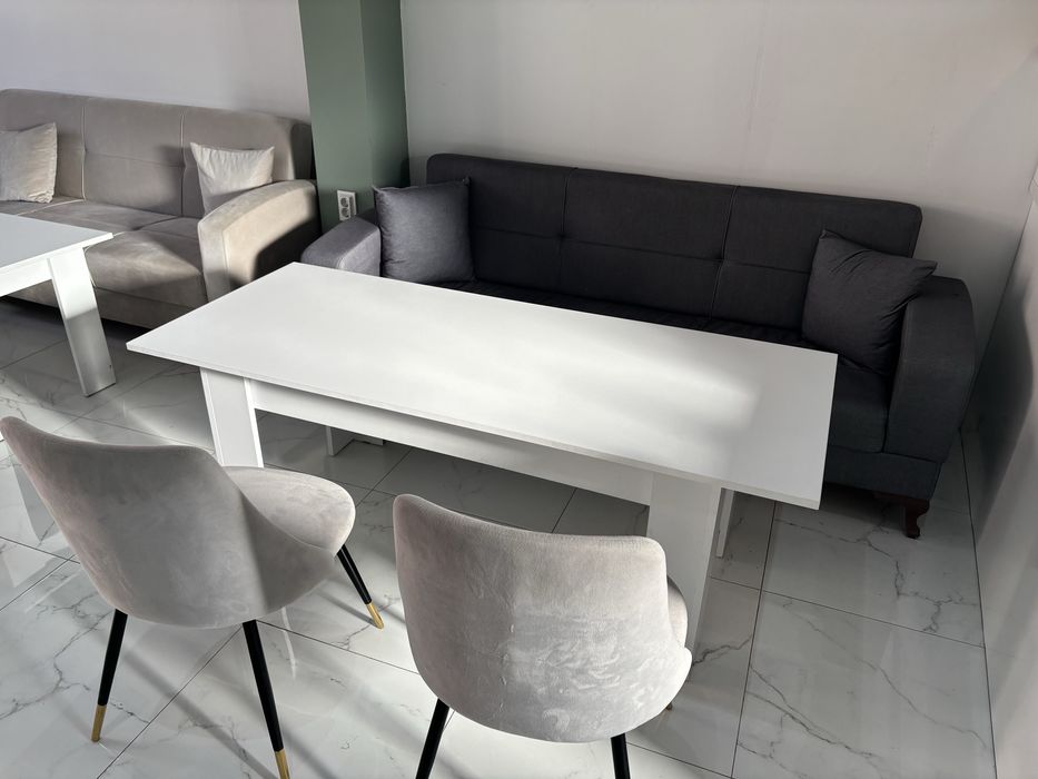 Оборудване за заведение - дивани, столове и маси