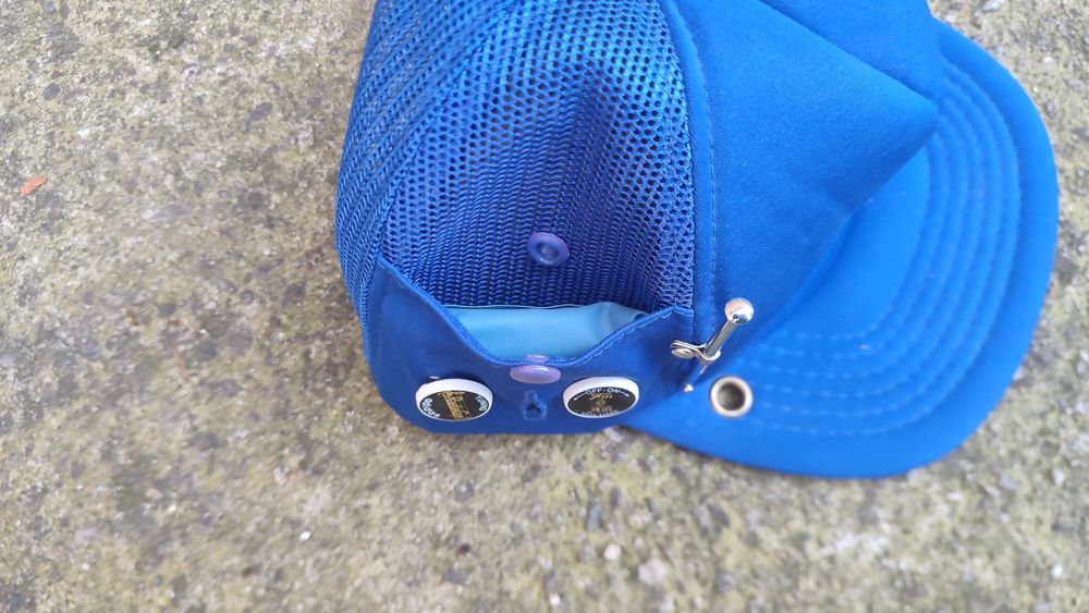 Șapcă Adidas cu radio