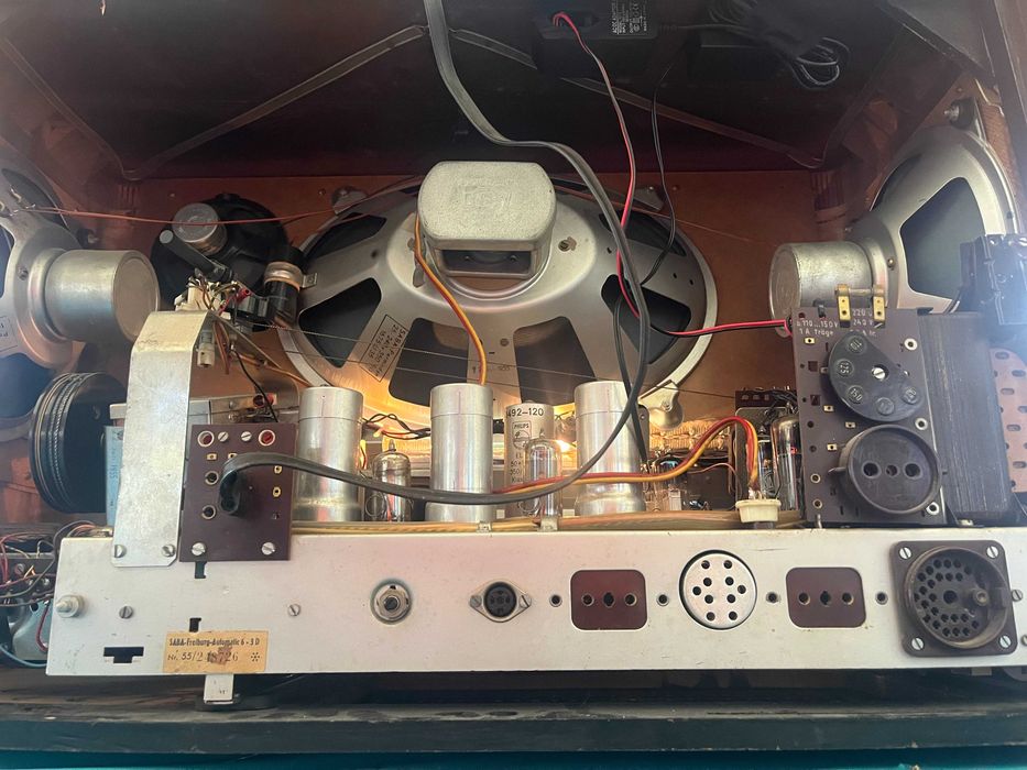 Radio pe lampi Saba Freiburg Automatic 6 -3D