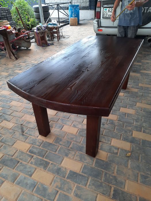 Продам новый стол