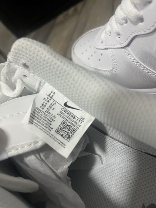 Nike Air Force 1 TRIPLE WHITE, marimea 42 (NOI)