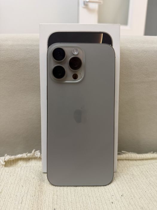 iPhone 16 Pro Max Natural Titanium  256 GB