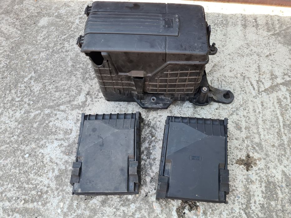 Carcasa baterie/Panou sigurante Passat B7 CC B6 Audi Seat Skoda