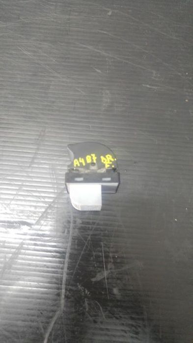 Buton geam electric dreapta fata audi a4 b7 8e09599855