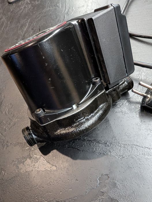 Grundfos UPA 15-90 бустер помпа за повишаване на налягането