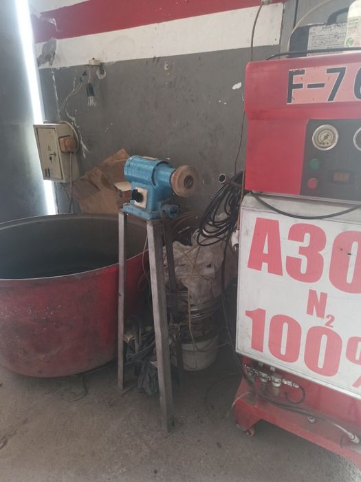 Закачаем  в шины. АЗОТ  n/2.  100%  R 12,13,14,15,16,17,18,19,20,21,22