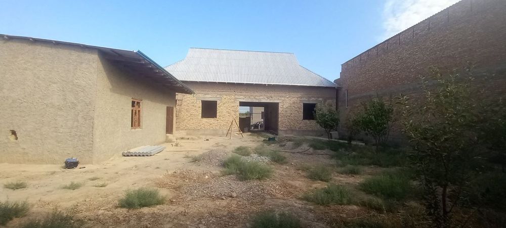 6 sotixli uy sotiladi tez kunda