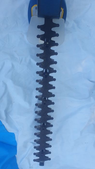 Trimer pentru gard viu!Nu trimit colet!