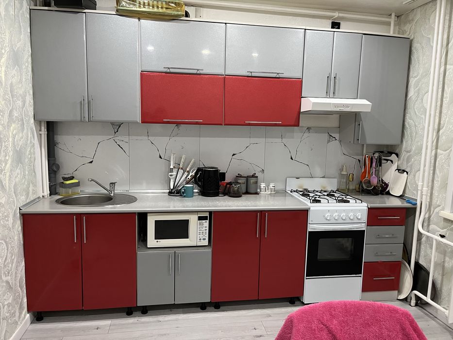 Кухонный гарнитур б/у