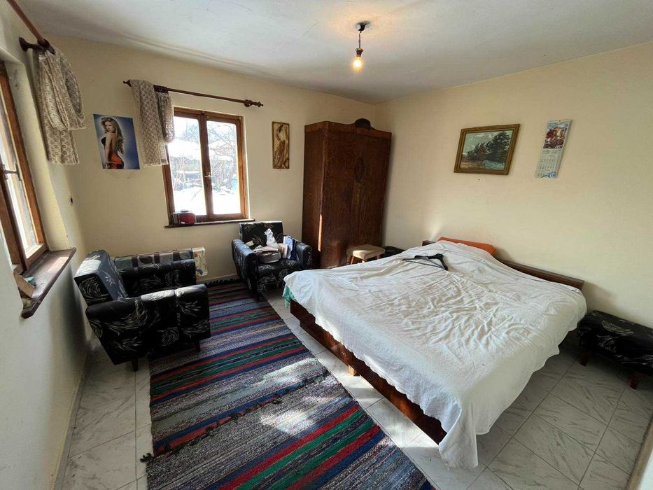 Продава се Къща в с. Стража, Област Търговище - 80 кв.м за 829 €/кв.м - Снимка #3