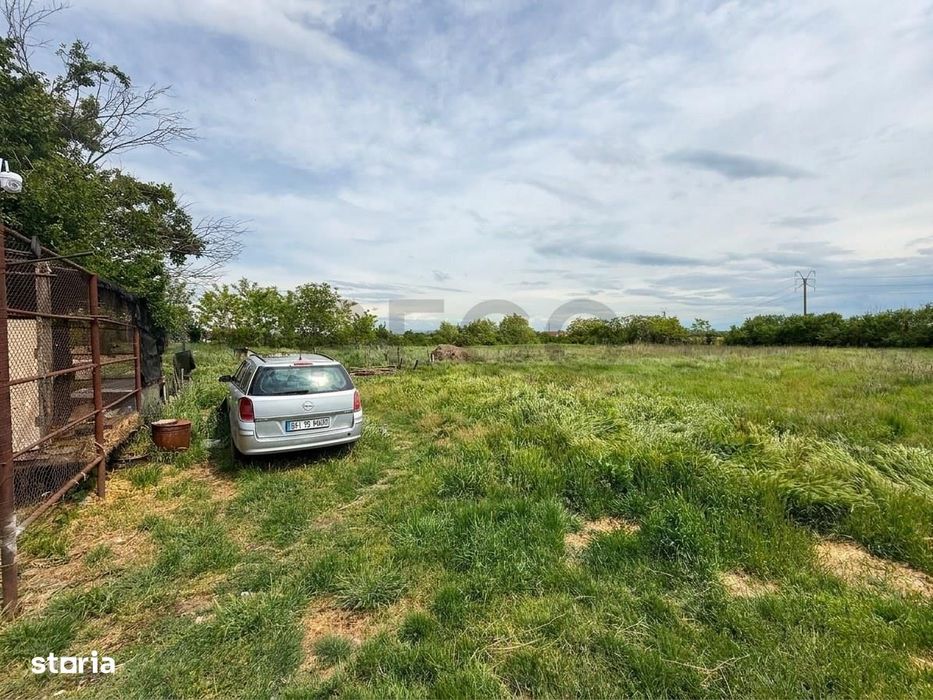 RECO Casa de vanzare cu 3014 mp teren si dublu front stradal ,Gepiu