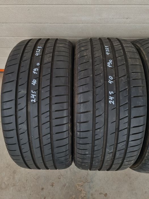 Летни гуми 4 броя SYRON PremiumPerformance 245 40 R19 дот 4523