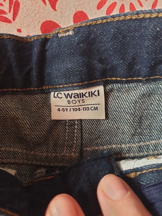 Джинсы на мальчика (р.104-110)