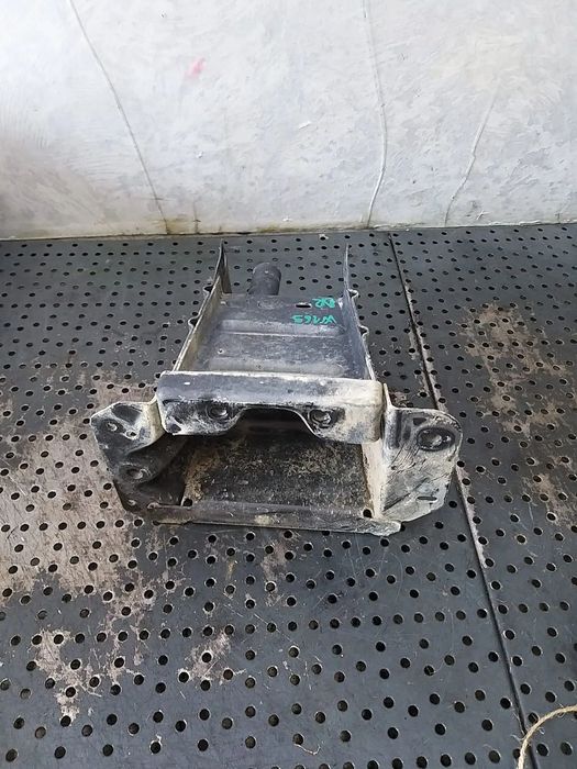 Cap lonjeron dreapta fata mercedes a class w169 130500220