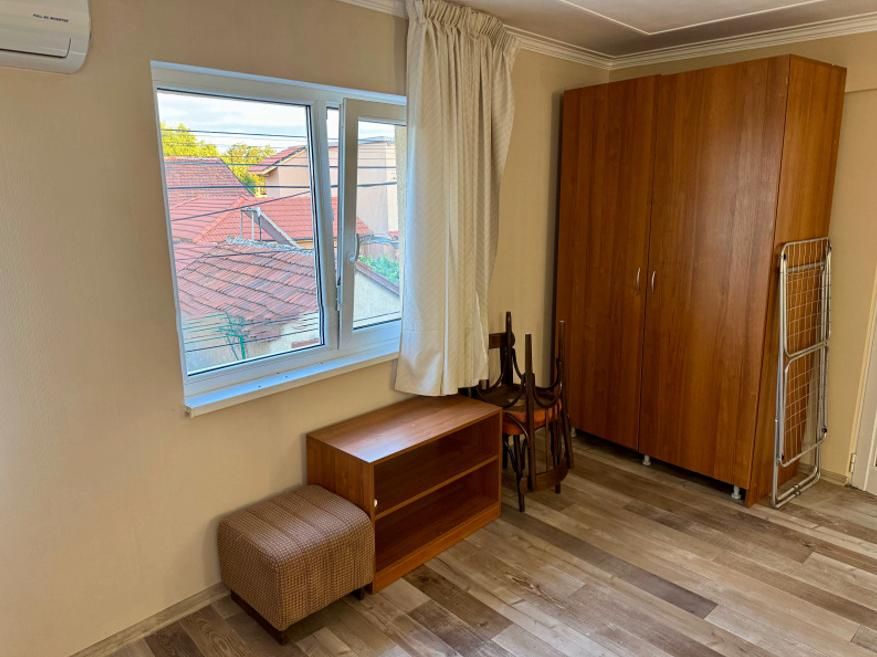 Дава се под наем Етаж от къща в София, Дружба 2 - 70 кв.м за 350 € - Снимка #4