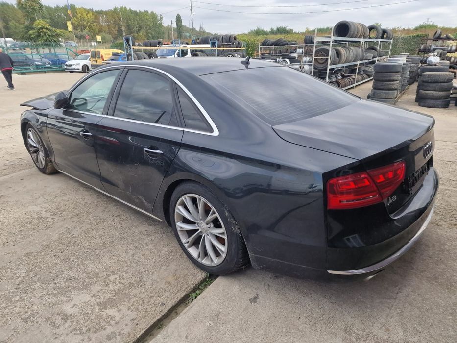 Dezmembram Audi A8 4H, an 2012, 3.0 TDI cod CDT, cutie automata MXU