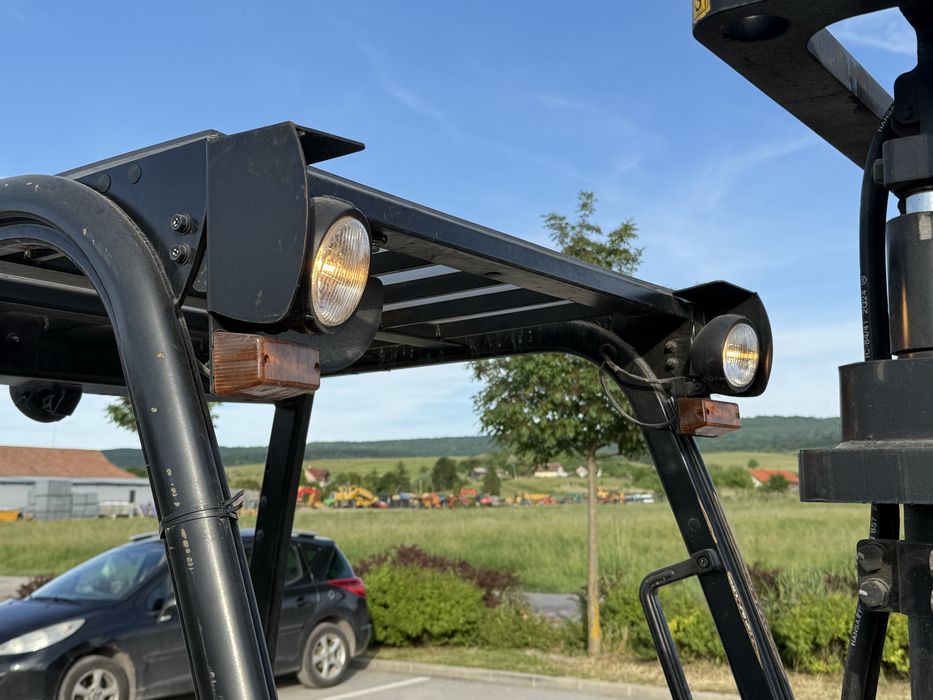 De vanzare sau da inchiriat stivuitor electric 1.5 Tone