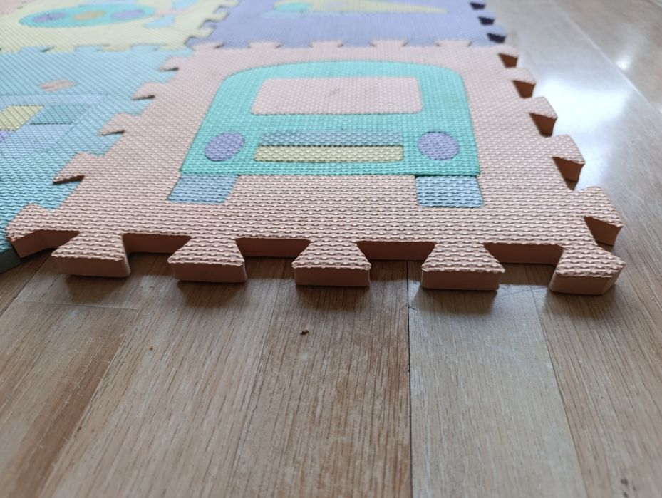 Детский игровой коврик-пазлы