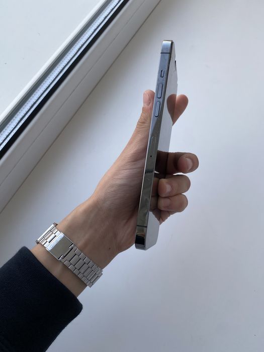 Продам 12 PRO MAX