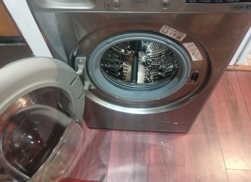 Продам стиральную машинку.