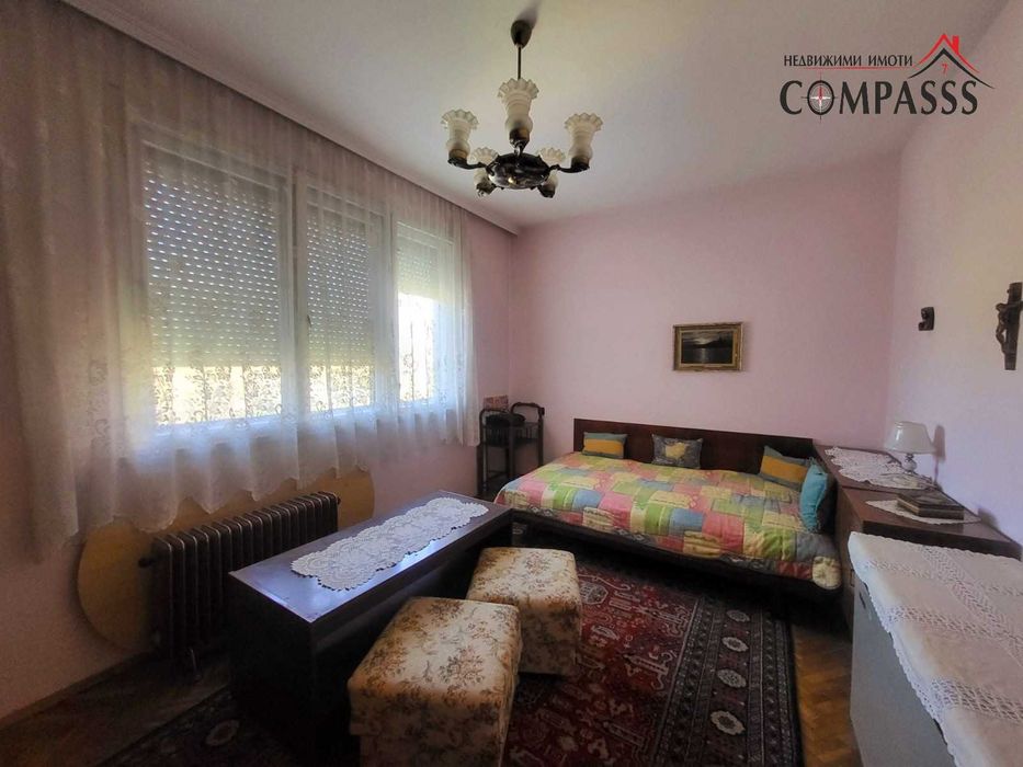 Продава се Двустаен апартамент в Добрич, Център - 70 кв.м за 1458 €/кв.м - Снимка #8