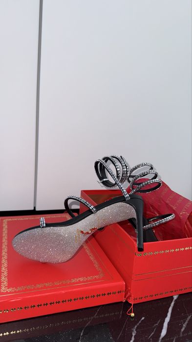 Vand Rene Caovilla sandale marime 38 noi