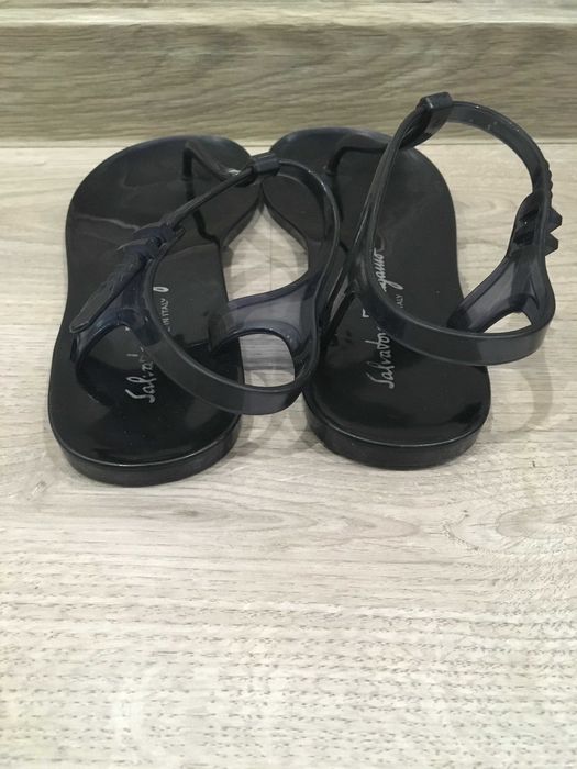 Salvatore Ferragamo сандали гума 39/40