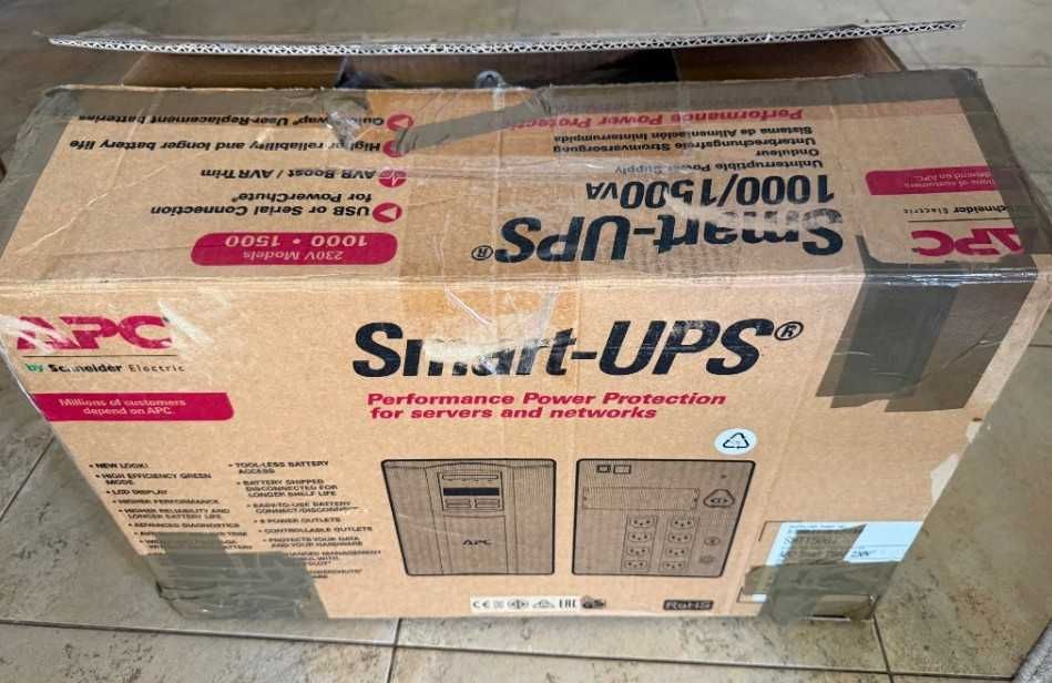 UPS APC Smart-UPS C, 1500VA/900W, Line Interactive, Tower