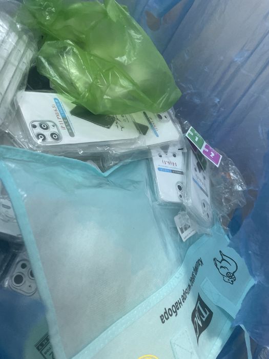 Продам чехол для айфон новыйй