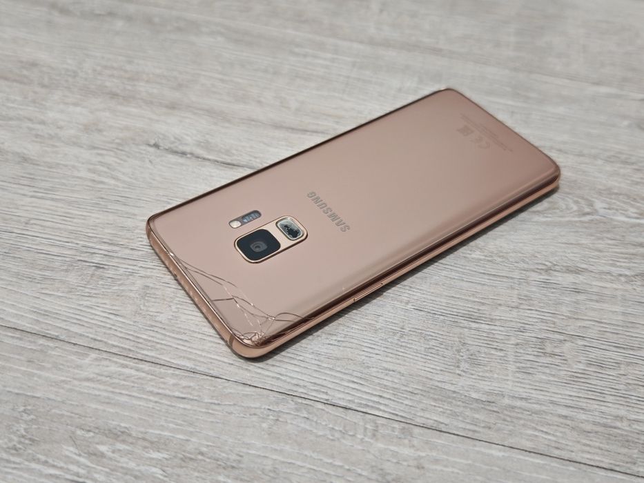 Samsung S9 память  64gb