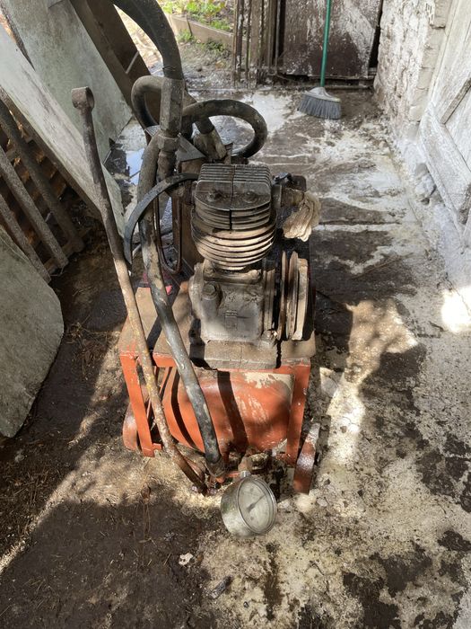 Compresor cu butelie