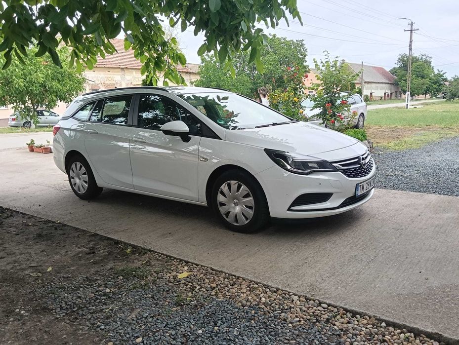 OPEL Astra 2018 — imagine 4