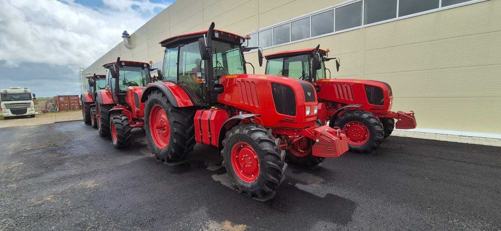 Трактор Беларус 2022