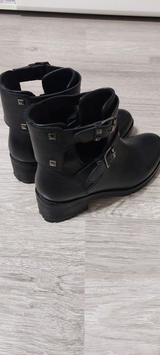 Ботуши марка Minelli