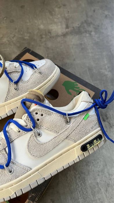 Отново Off White Dunk Low “Lot 32”