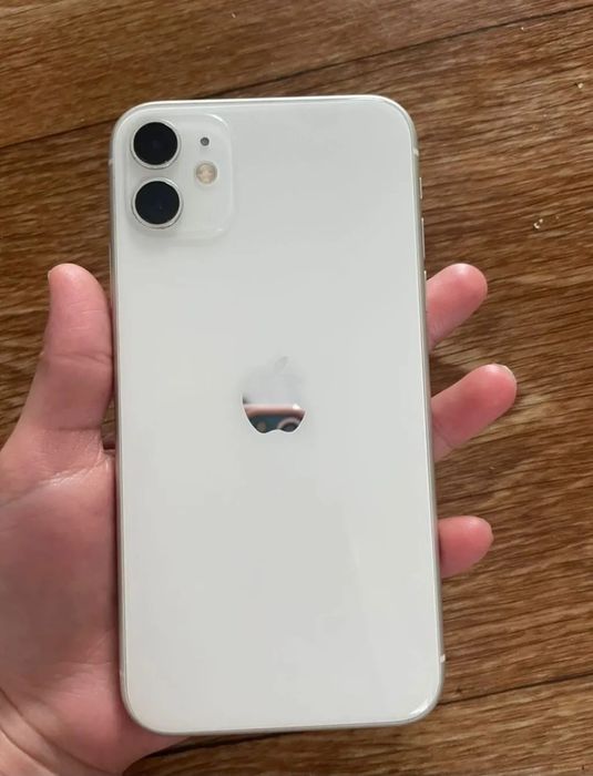 iPhone 11. 128гб Акб 76